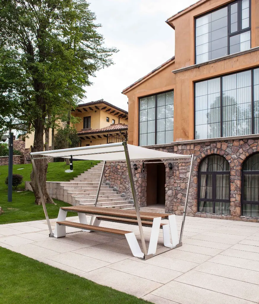 Extremis_HopperShade_HN Lin-5.webp