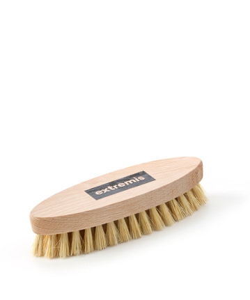 Extremis cleaning brush